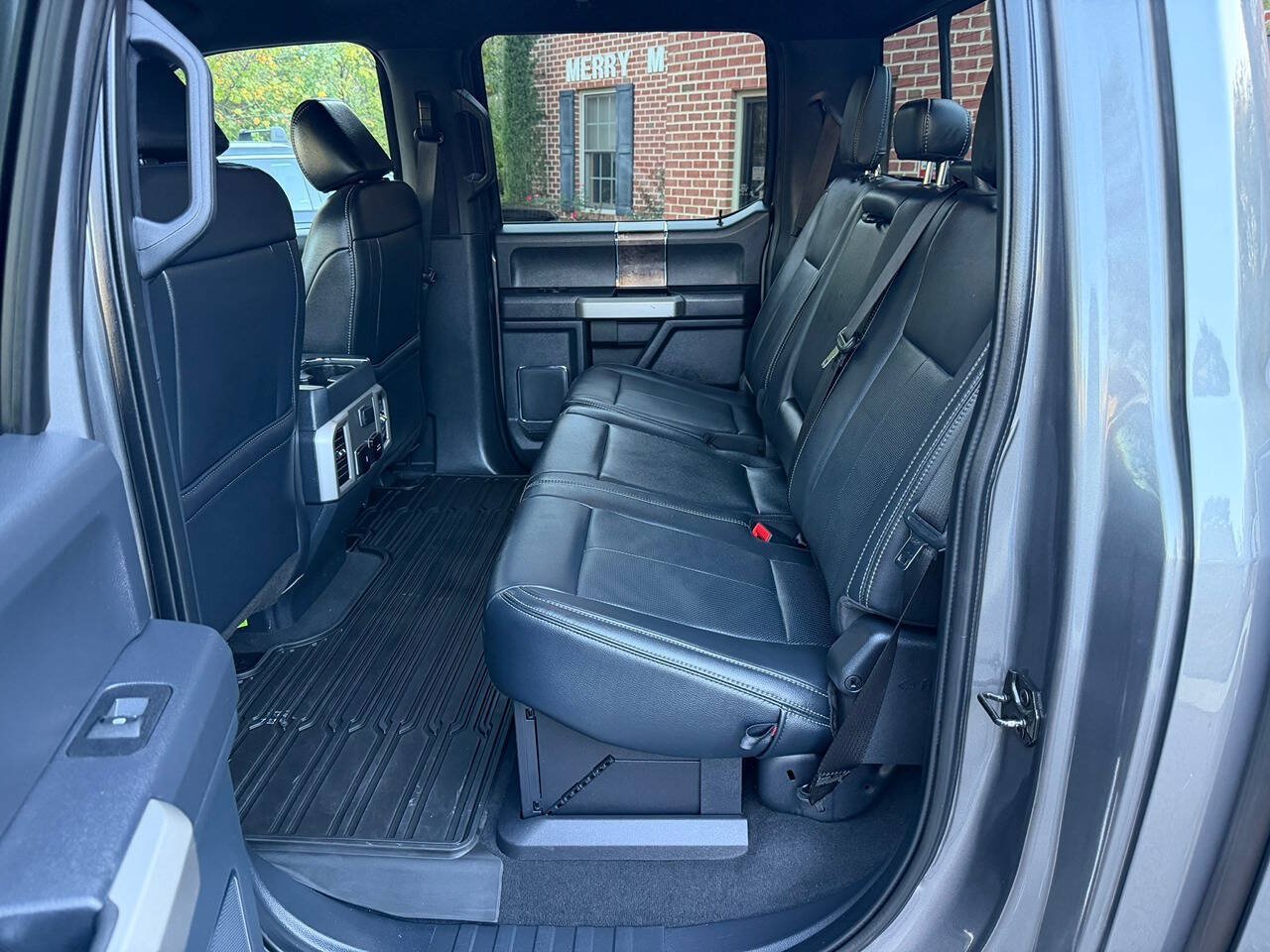 Used 2022 Ford F250 Lariat AWD/4WD image 24
