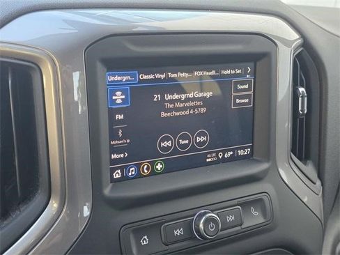 Certified 2022 Chevrolet Silverado 1500 Custom image 27