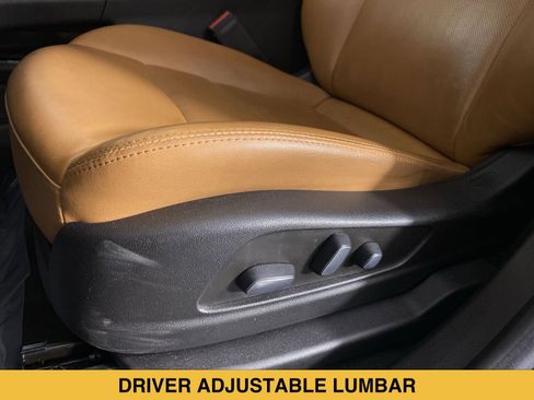Certified 2023 Cadillac XT5 Premium Luxury FWD image 9
