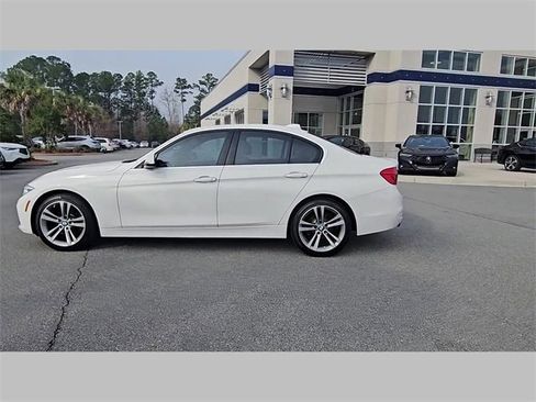 Used 2017 BMW 330i Sedan image 19
