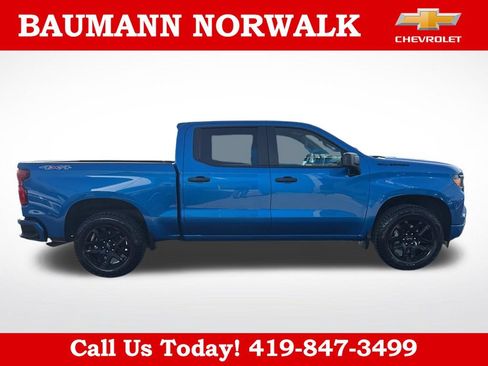Used 2024 Chevrolet Silverado 1500 Custom w/ LPO, Dark Essentials Package AWD/4WD image 6