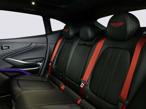 New 2026 Aston Martin DBX 707 image 44