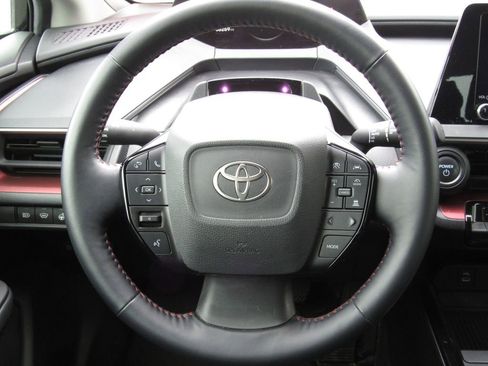 Used 2023 Toyota Prius Prime FWD image 21