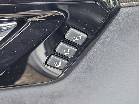 Used 2025 Subaru Forester Touring AWD/4WD image 21
