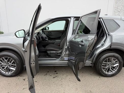 Certified 2023 Nissan Rogue S image 16