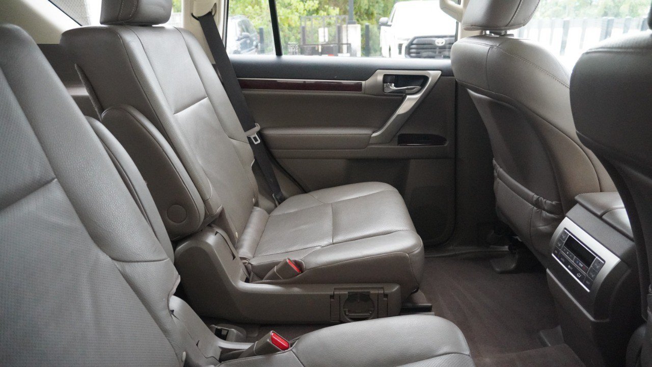 Used 2017 Lexus GX 460 Premium AWD/4WD image 12