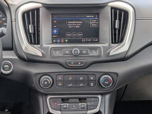 Used 2024 GMC Terrain SLE AWD/4WD image 16