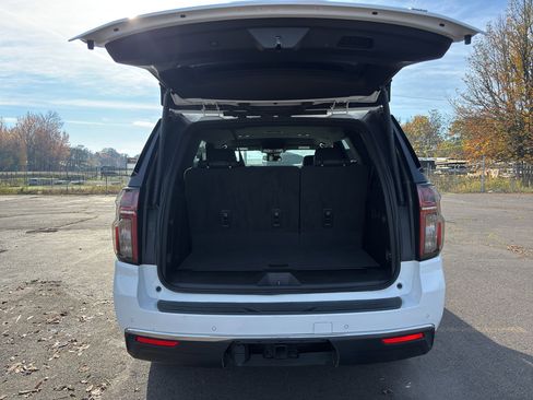 Used 2023 Chevrolet Tahoe LT w/ Luxury Package image 8