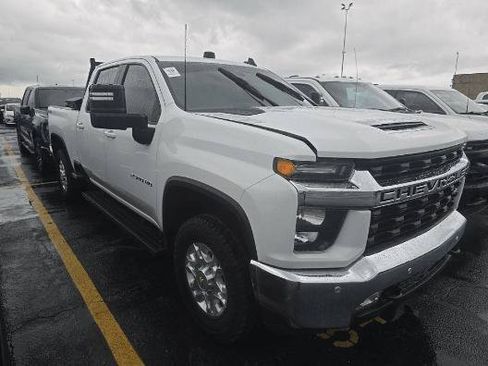 Used 2023 Chevrolet Silverado 2500 LT w/ Convenience Package AWD/4WD image 3