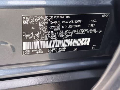 Used 2024 Toyota Venza LE AWD/4WD image 22