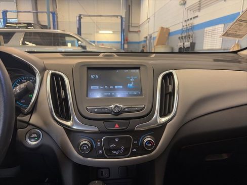 Used 2018 Chevrolet Equinox LS w/ LPO, Blackout Package AWD/4WD image 20