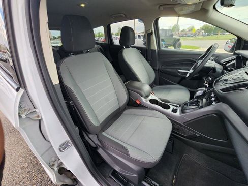 Used 2016 Ford Escape SE AWD/4WD image 16