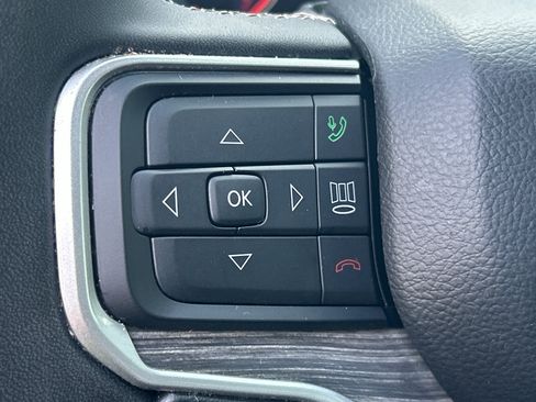 Used 2024 Jeep Wagoneer L Series II image 20