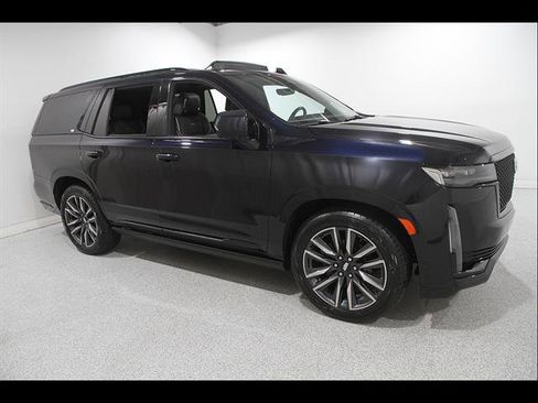 Used 2022 Cadillac Escalade Sport Platinum AWD/4WD image 1