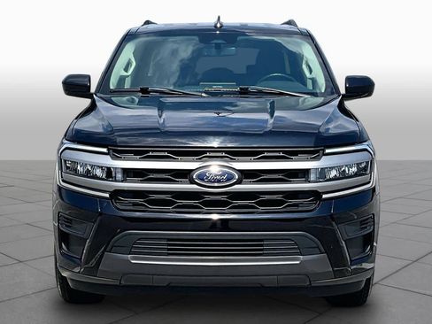 Used 2024 Ford Expedition Max XLT RWD image 4