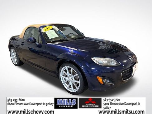 Used 2011 MAZDA MX-5 Miata Grand Touring w/ Premium Pkg image 3