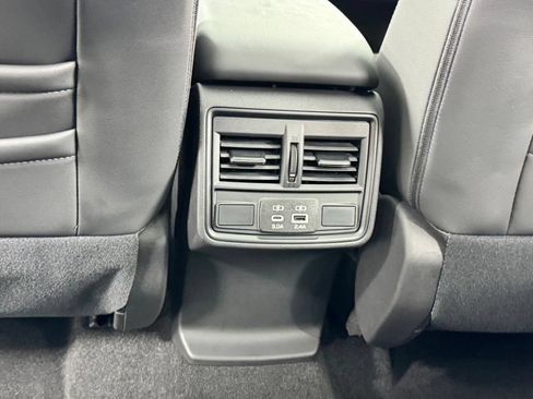 New 2026 Subaru Forester Premium AWD/4WD image 37