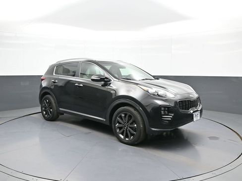 Used 2019 Kia Sportage EX w/ EX Sport Appearance Package AWD/4WD image 4