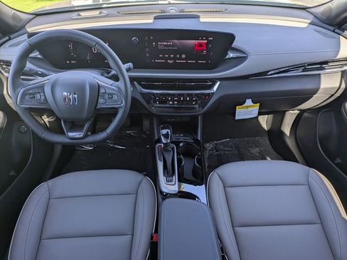 New 2026 Buick Envista Avenir image 18