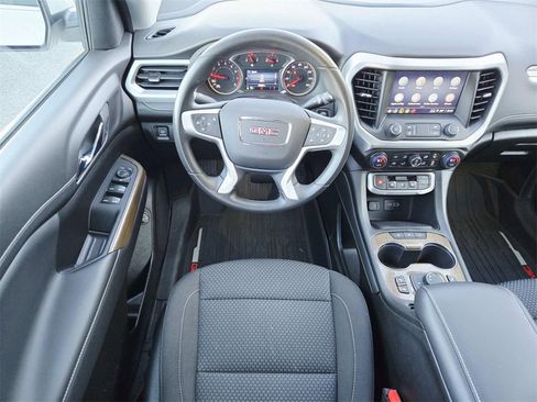 Certified 2023 GMC Acadia SLE w/ Driver Convenience Package image 10