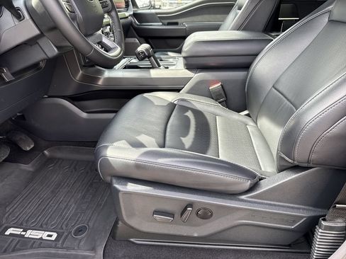Used 2025 Ford F150 Lariat w/ Equipment Group 501A Mid AWD/4WD image 9