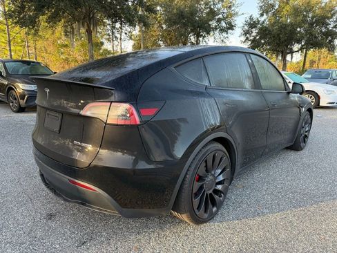 Used 2023 Tesla Model Y Performance image 8