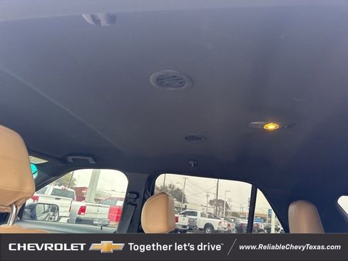 Used 2016 Ford Explorer XLT w/ Equipment Group 202A image 18