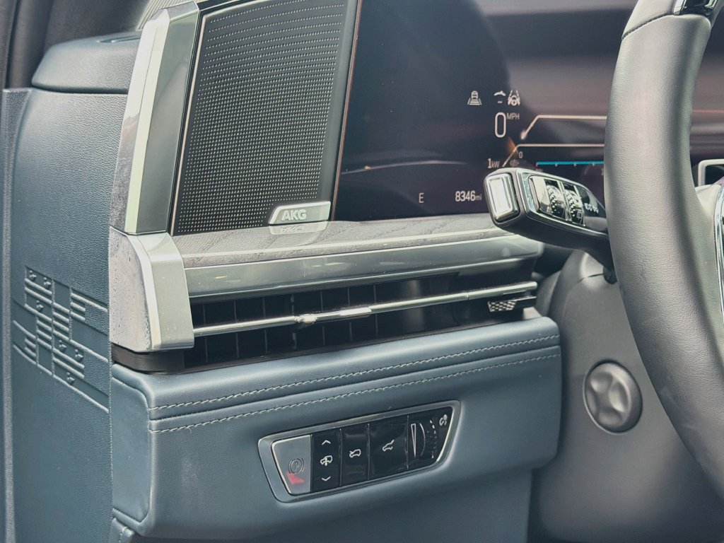 Certified 2026 Cadillac Escalade IQ Sport 2 AWD/4WD image 10