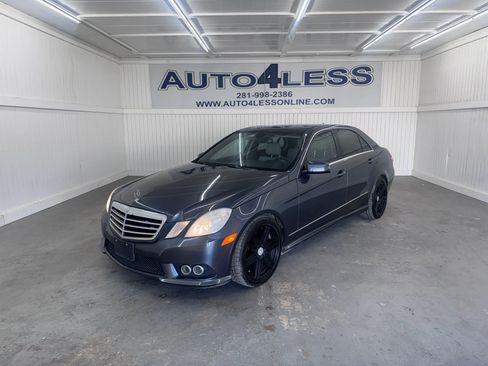 Used 2010 Mercedes-Benz E 350 Sedan image 1