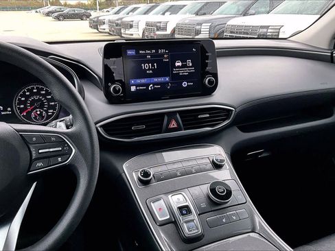 Certified 2022 Hyundai Santa Fe SEL image 6