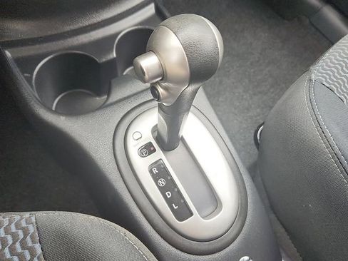 Used 2015 Nissan Versa Note SV FWD image 9