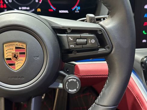 Used 2026 Porsche Panamera image 21