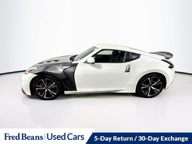 Used 2020 Nissan 370Z Coupe RWD image 7