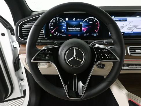 Used 2026 Mercedes-Benz GLE 450 4MATIC Coupe image 2