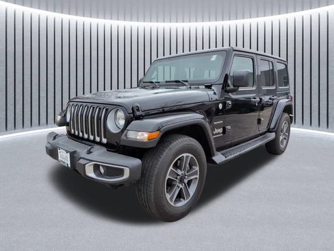 Certified 2023 Jeep Wrangler Unlimited Sahara w/ Cold Weather Group AWD/4WD image 18