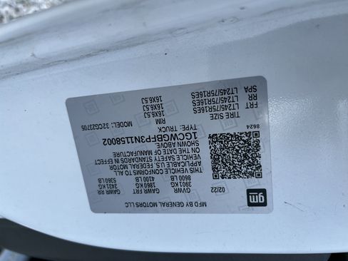 Used 2022 Chevrolet Express 2500 Extended w/ Driver Convenience Package image 16