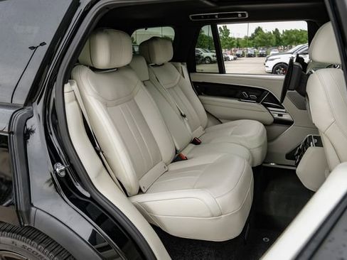 Used 2025 Land Rover Range Rover Long Wheelbase Autobiography AWD/4WD image 46