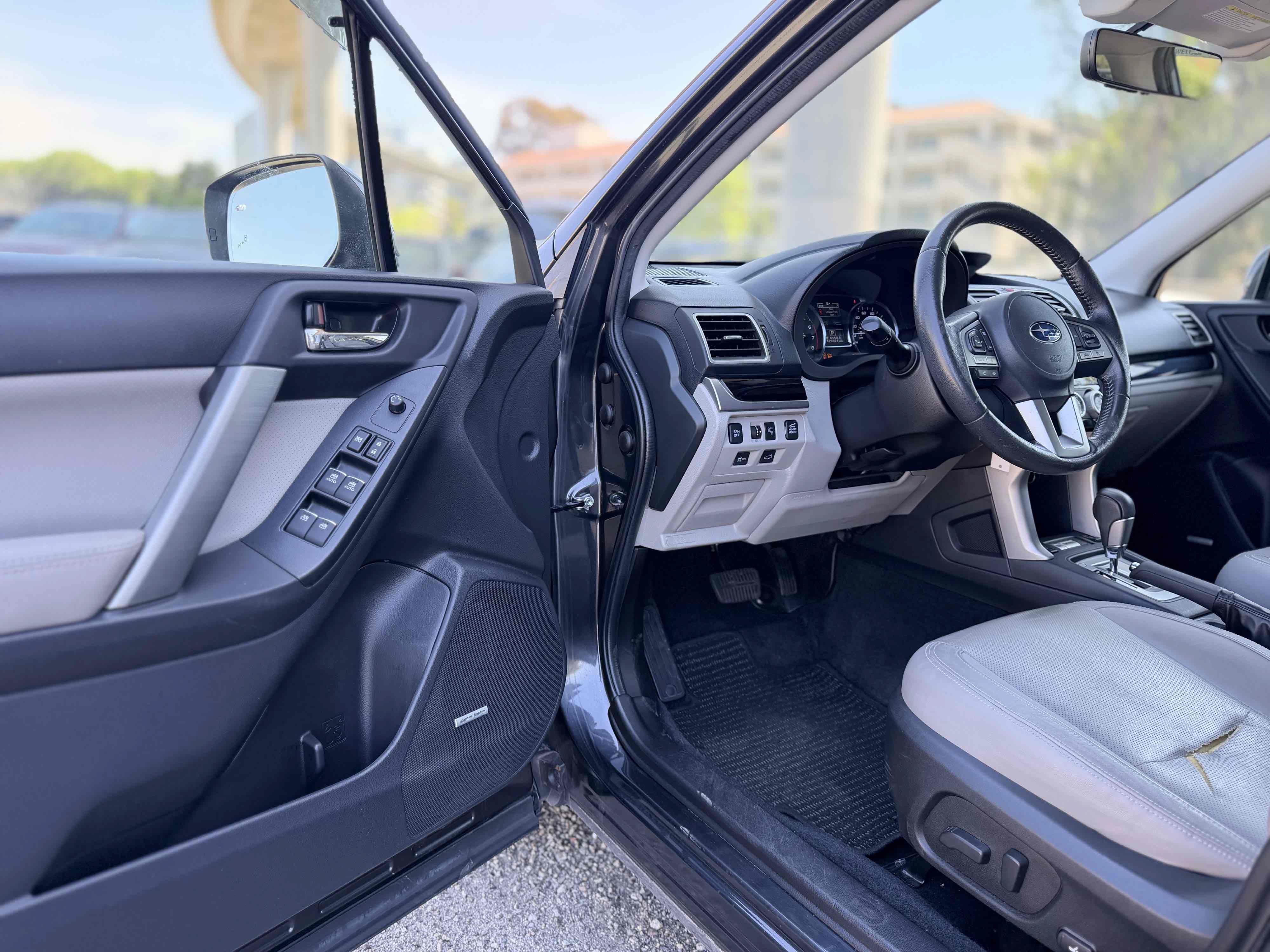 Used 2017 Subaru Forester 2.5i Limited AWD/4WD image 20