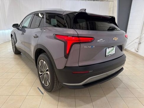 Used 2024 Chevrolet Blazer EV LT AWD/4WD image 4