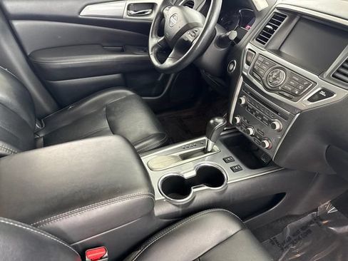 Used 2019 Nissan Pathfinder SL FWD image 21