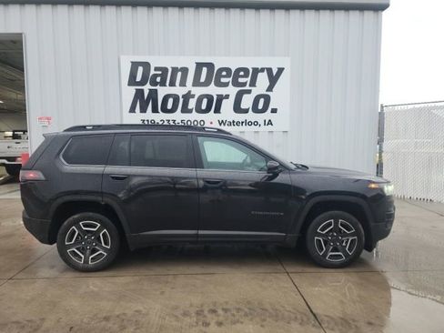 New 2026 Jeep Cherokee Limited AWD/4WD image 11