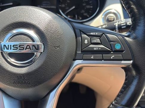 Used 2022 Nissan Rogue Sport SL AWD/4WD image 10