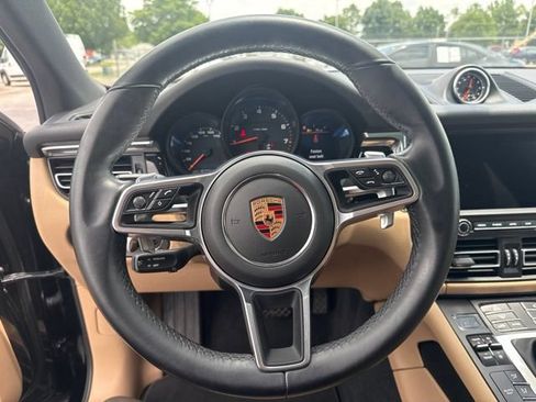 Used 2020 Porsche Macan AWD/4WD image 28