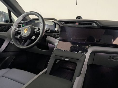 New 2026 Porsche Cayenne Electric AWD/4WD image 23