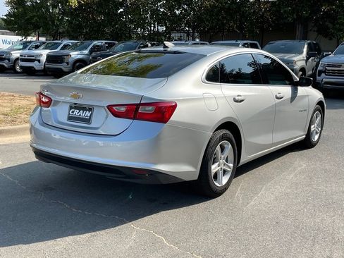Used 2021 Chevrolet Malibu LS FWD image 7
