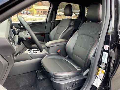 Used 2025 Ford Escape ST-Line image 22