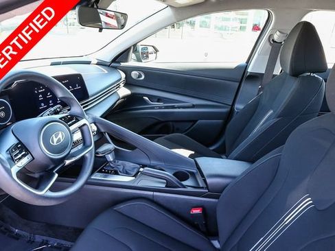 Certified 2024 Hyundai Elantra SEL FWD image 21
