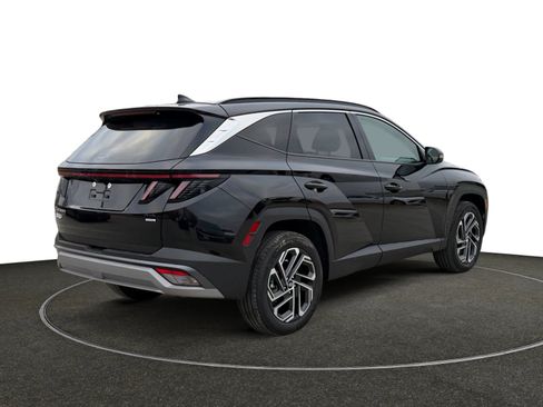 Certified 2025 Hyundai Tucson Limited image 6