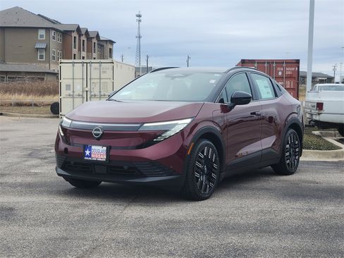 New 2026 Nissan Leaf Platinum+ image 2