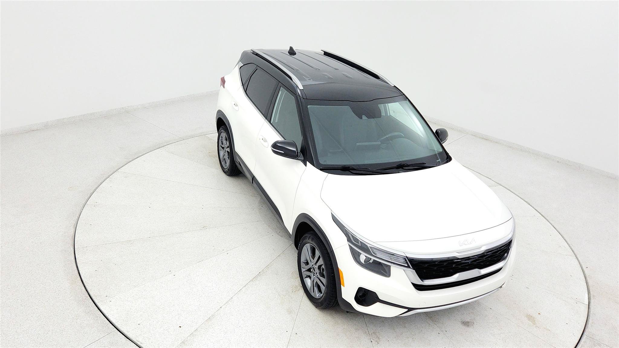 Used 2023 Kia Seltos S FWD image 39